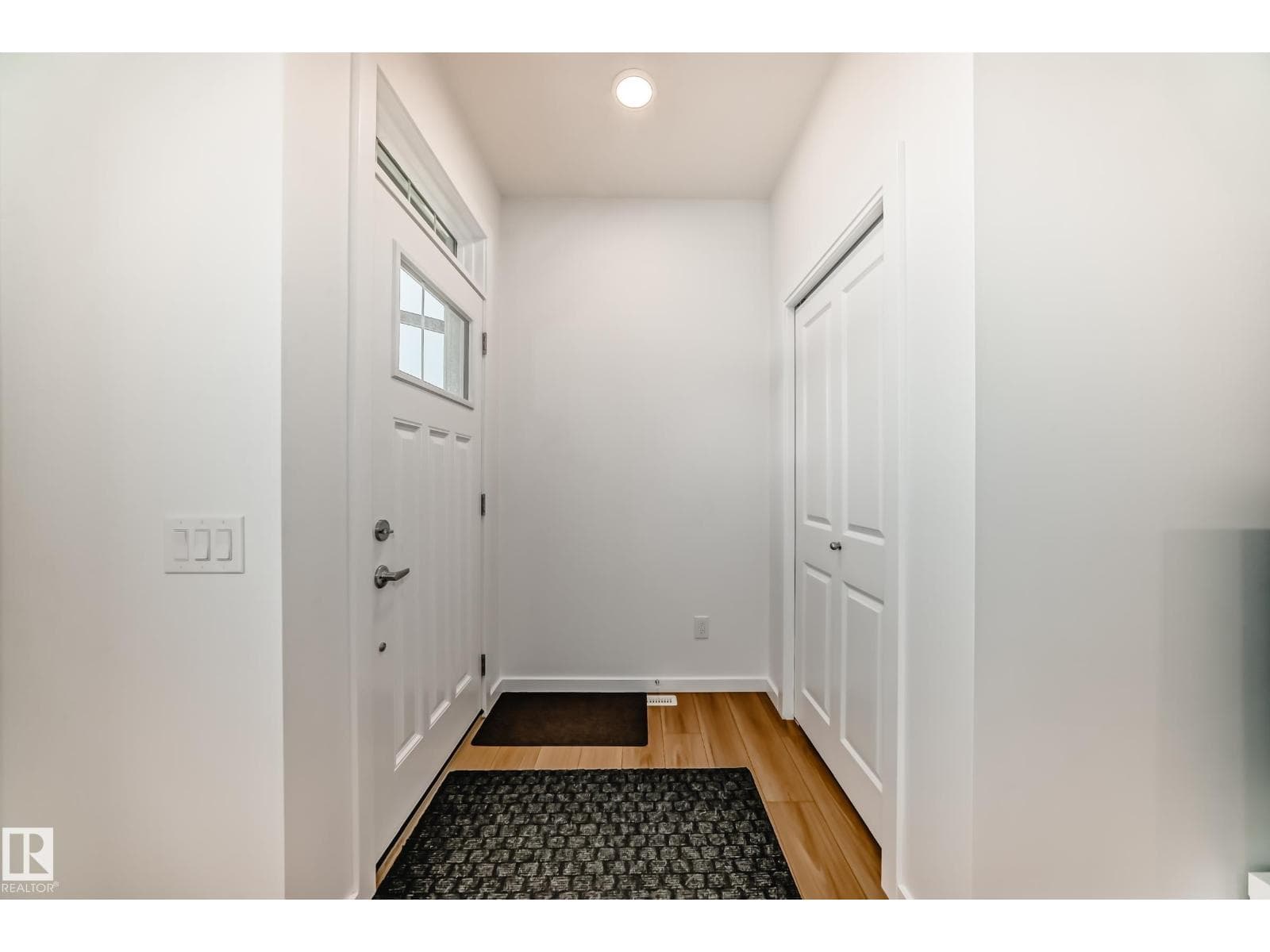 8129 226A Street NW NW — photo 4