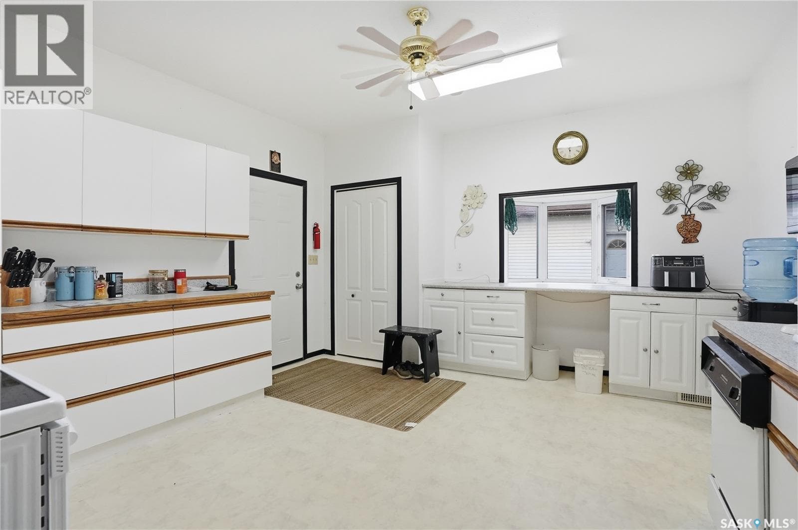 510 Andrew STREET — photo 3