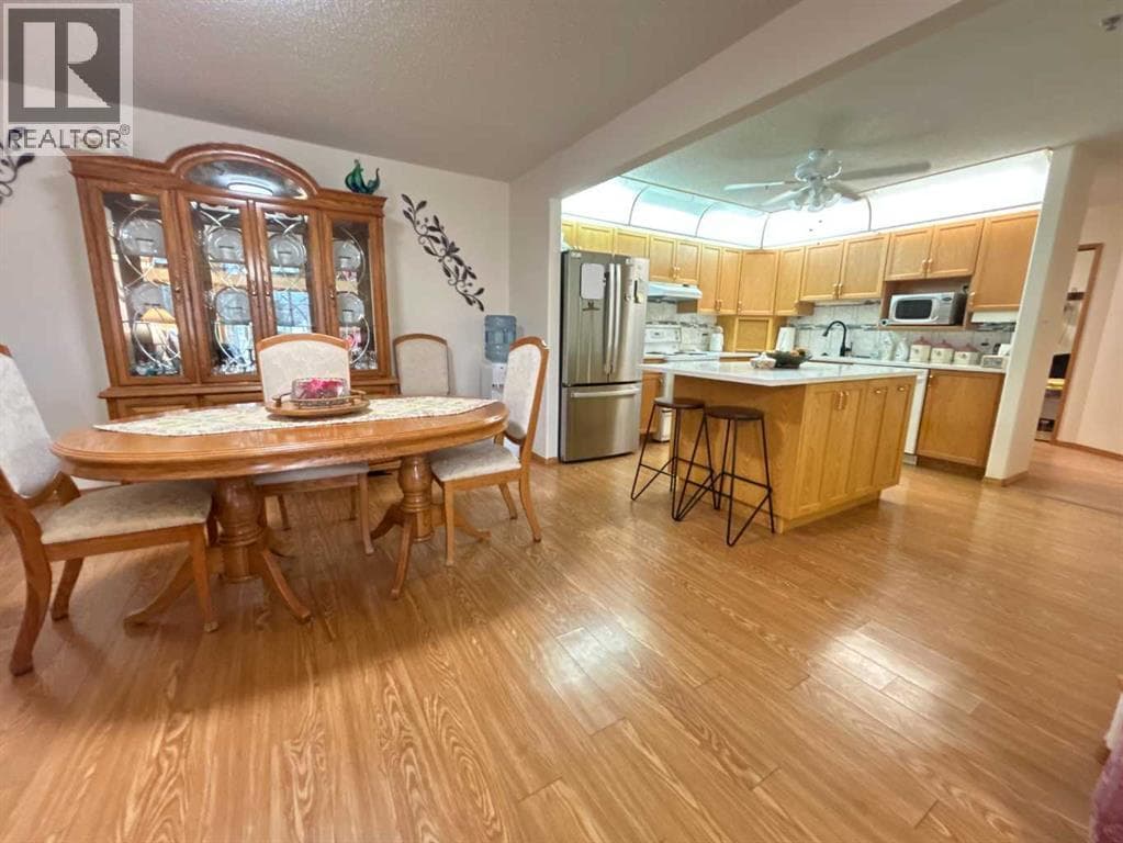 219, 3021 13 Avenue SE — photo 2
