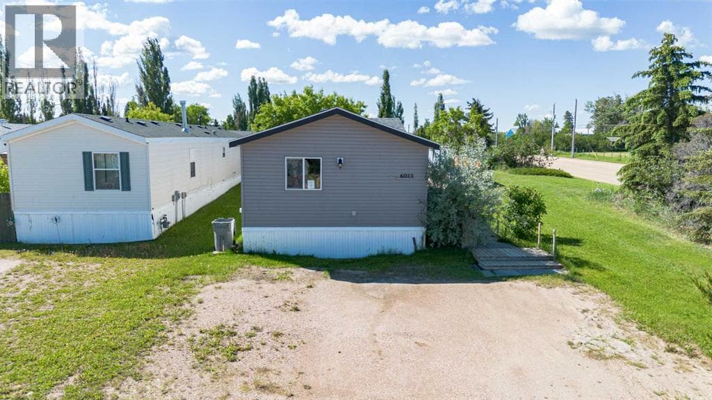 6013 54 Ave Close — photo 5