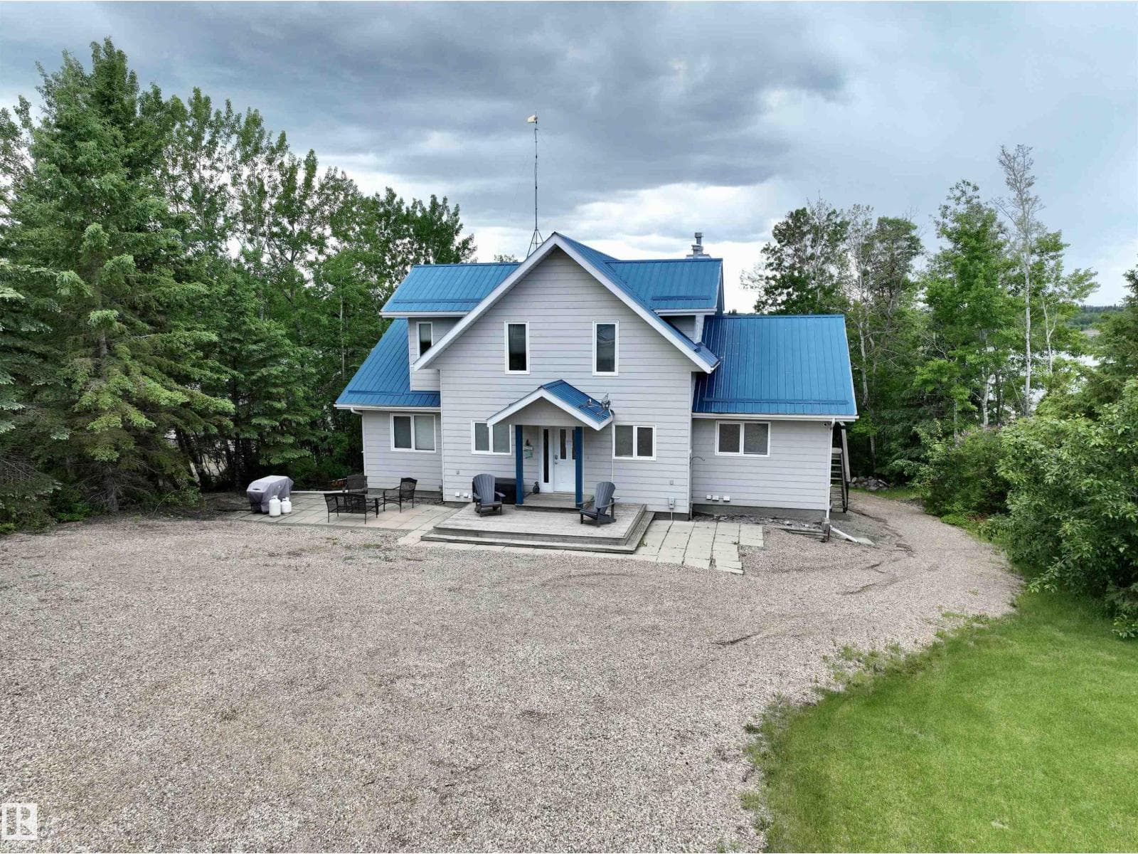 219 56512 RNG ROAD 111 — photo 2