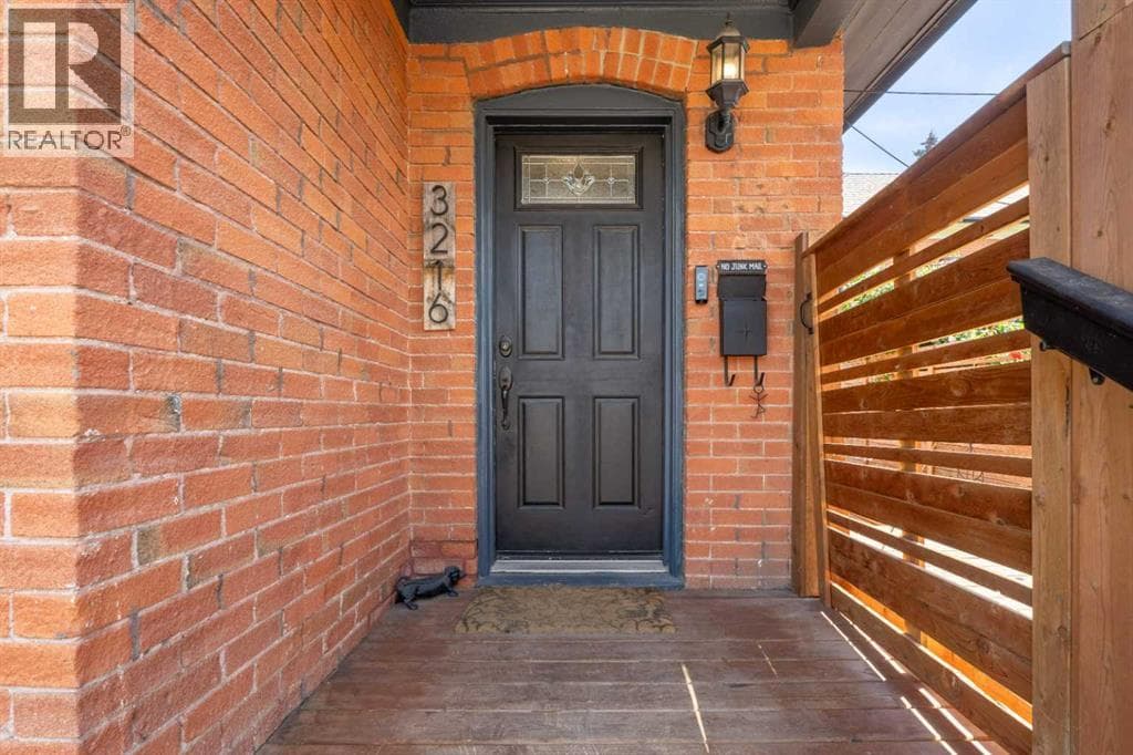 3216 17 Street SW — photo 5