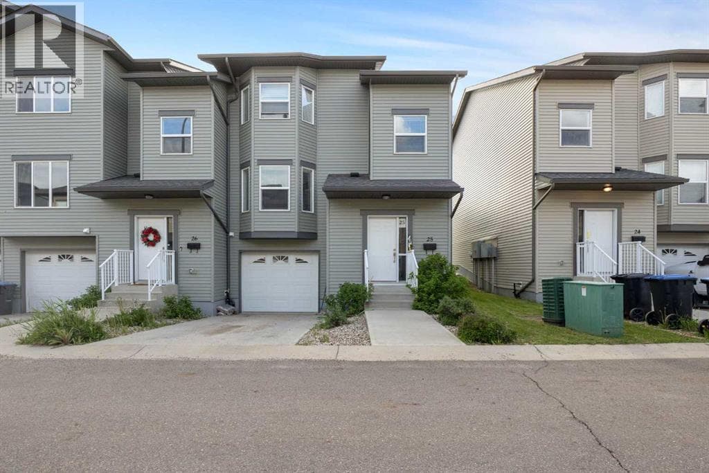 25, 120 Warren
