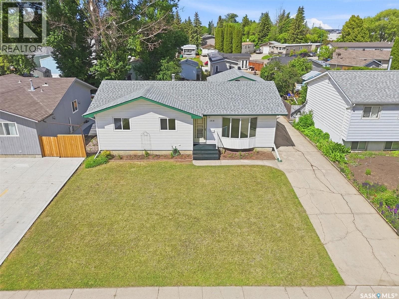 1218 MOSS AVENUE — photo 2