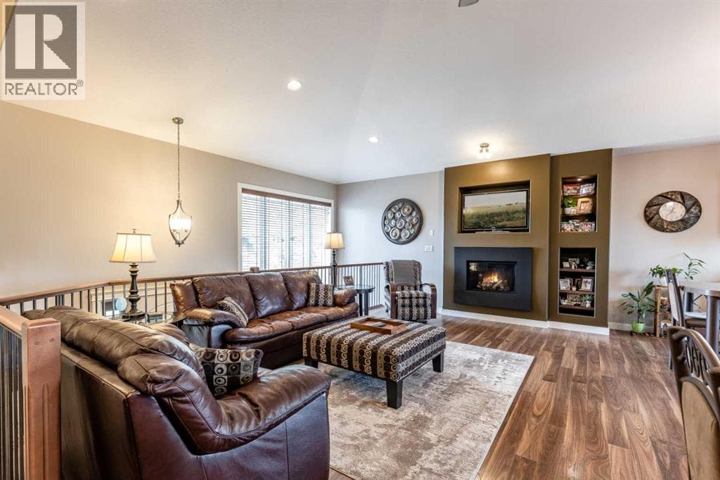 207 Hamptons Way SE — photo 5