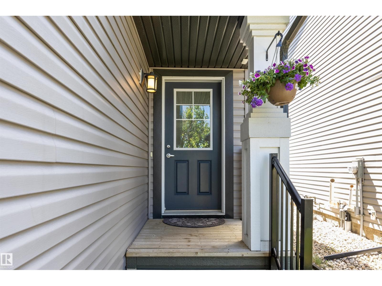 1651 HAMMOND CR NW — photo 3