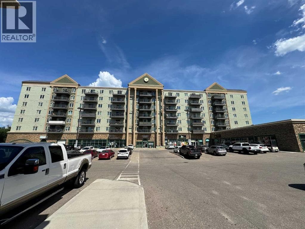 215, 8535 Clearwater Drive