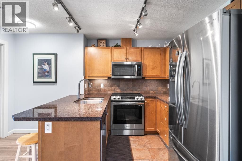 206, 30 Cranfield Link SE — photo 3