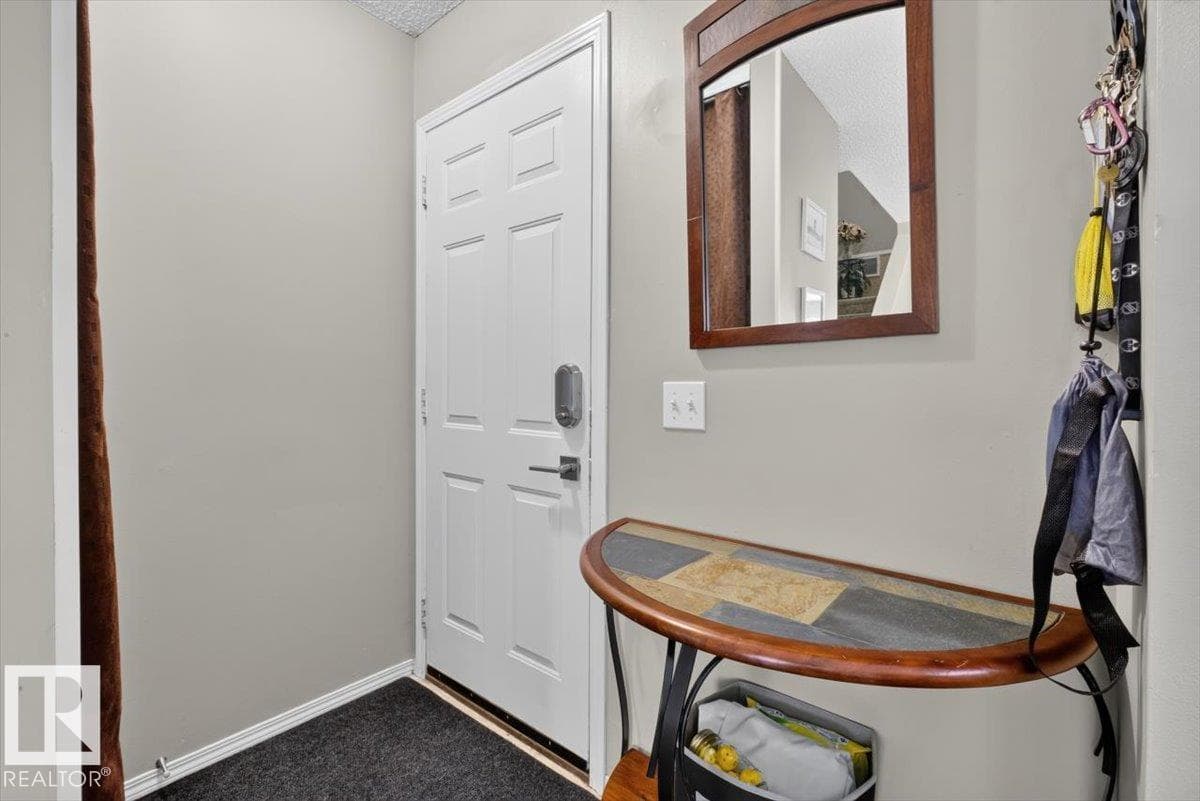 27 WALDEN PA — photo 3