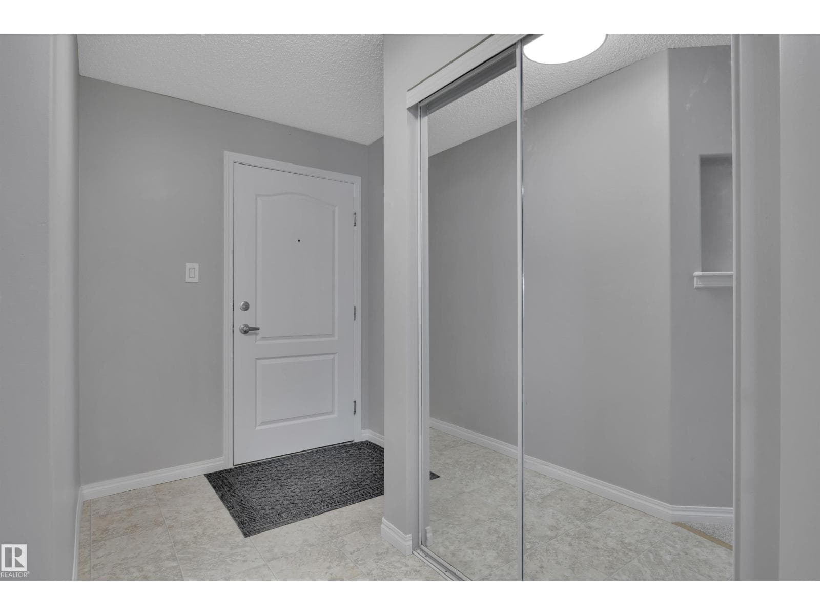 #326 3425 19 ST NW — photo 5