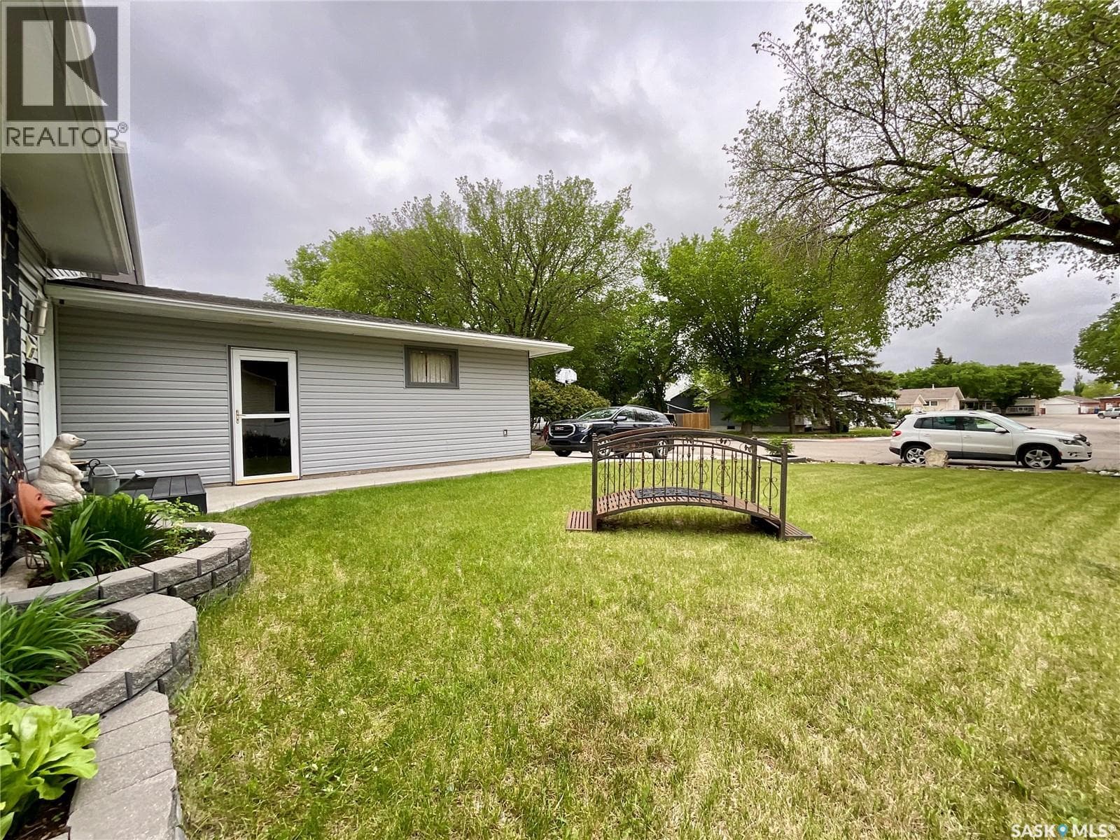 255 Litzenberger CRESCENT — photo 5