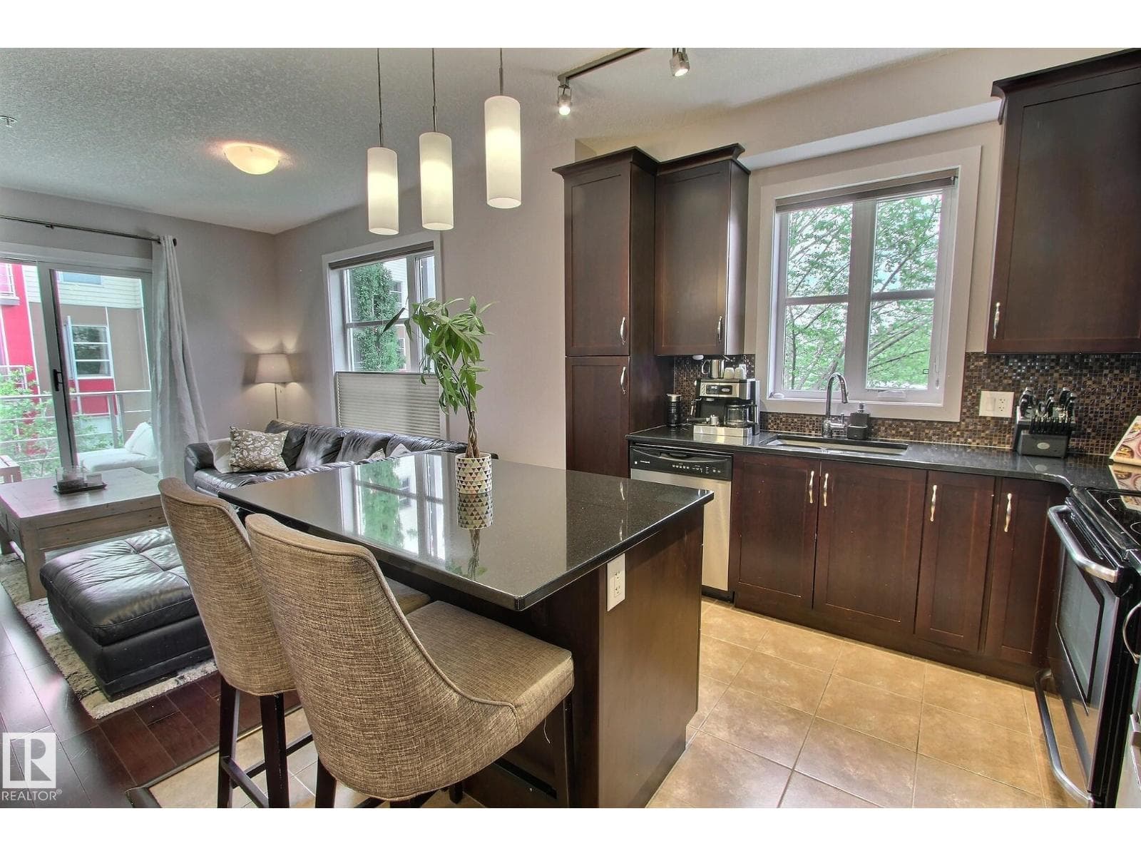 #206 2584 ANDERSON WY SW — photo 4