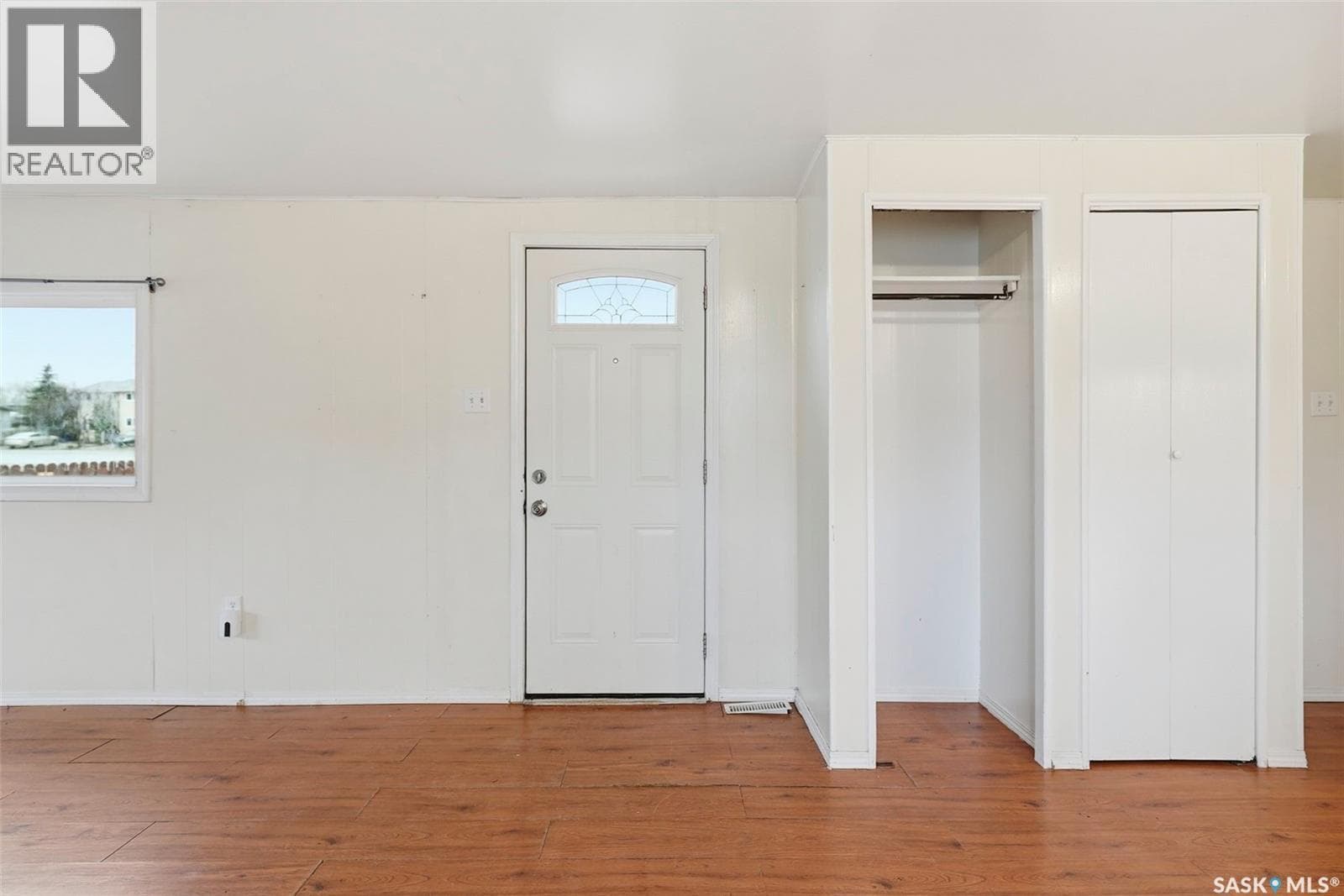 53 219 GRANT STREET — photo 4