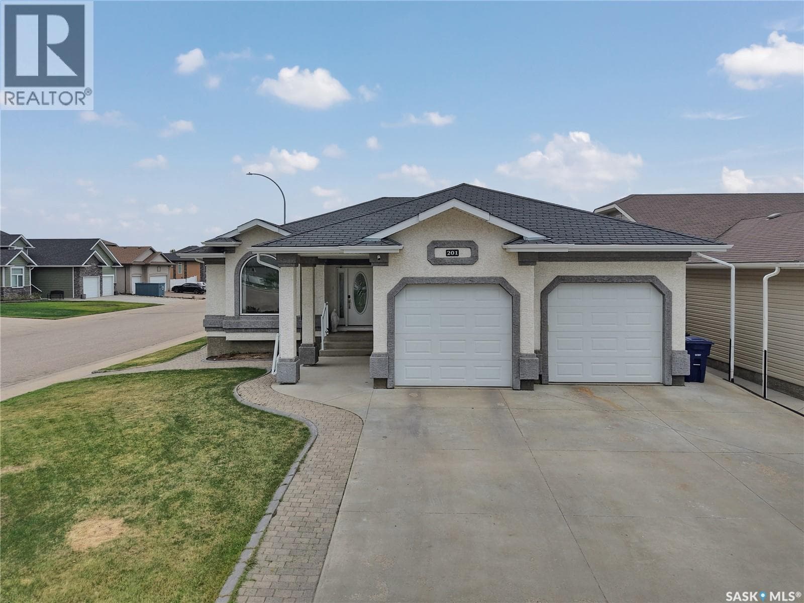 201 Brookside COURT — photo 2
