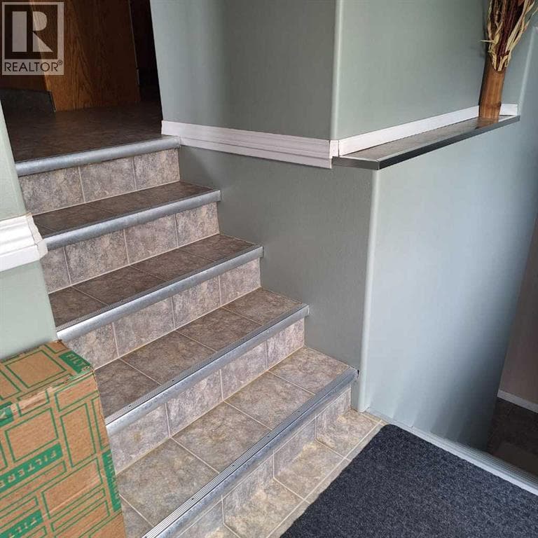 37 Silver Drive — photo 4