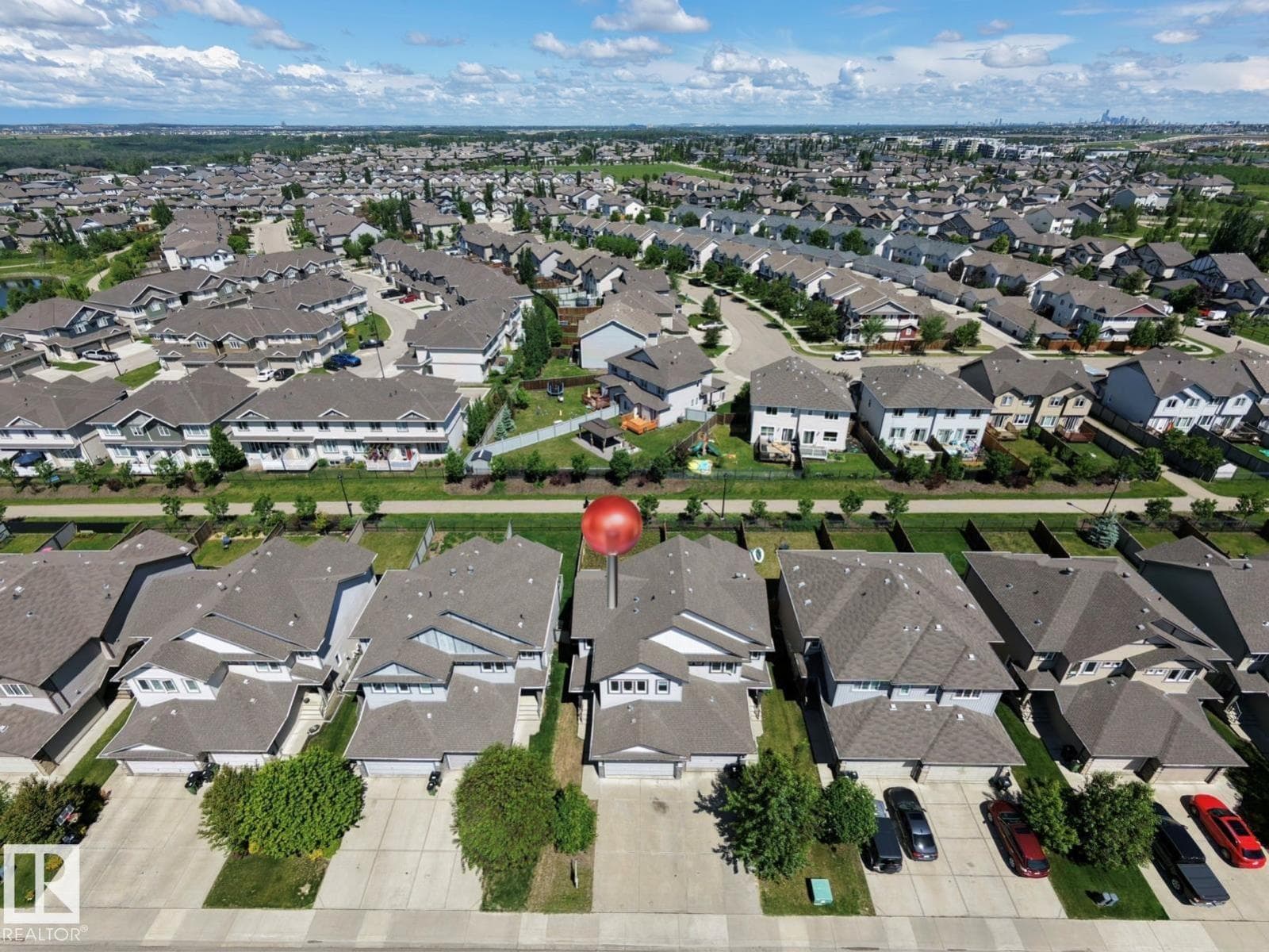 17614 8 Avenue SW — photo 2