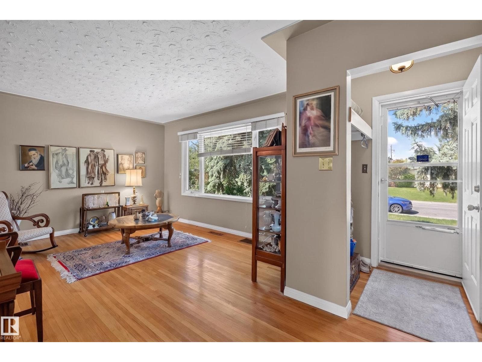 9519 148 ST NW — photo 3
