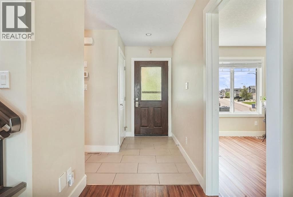 323 Mt Sundial Court W — photo 4