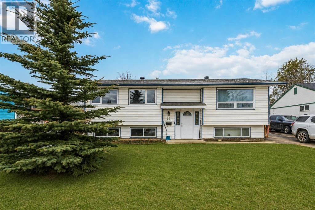 23 Clark Crescent