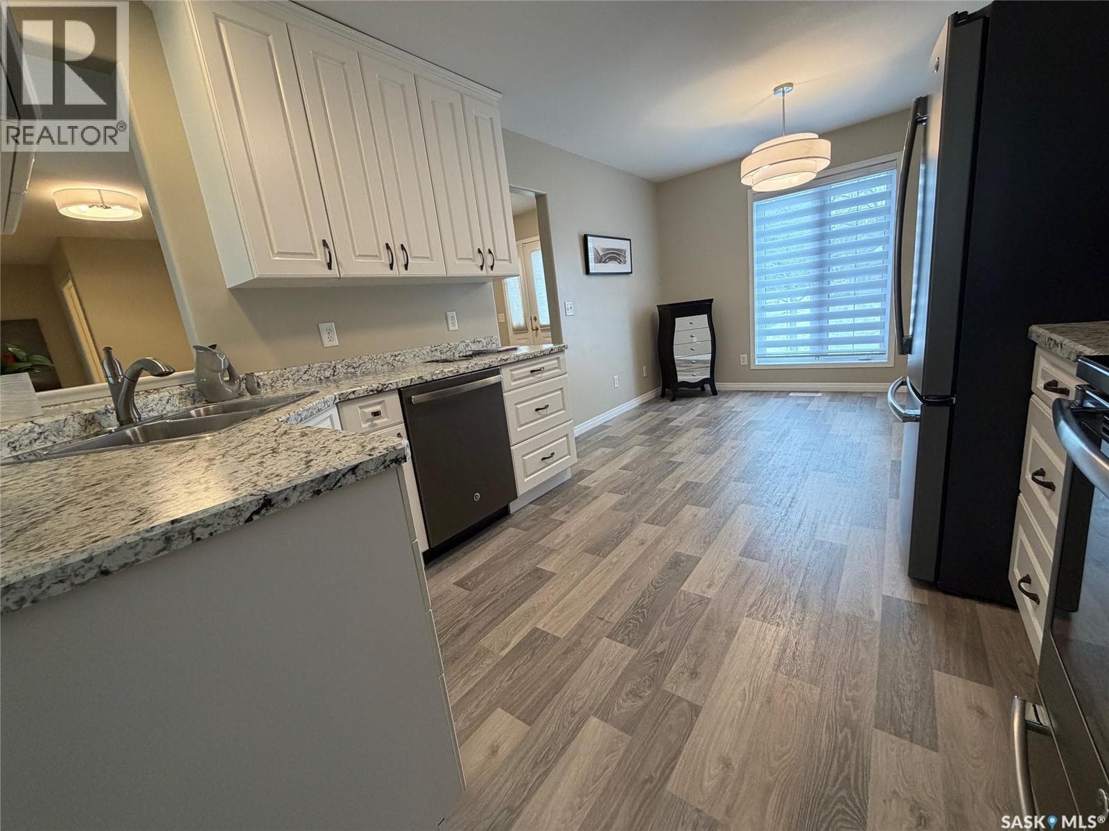 27 330 Stodola COURT — photo 5