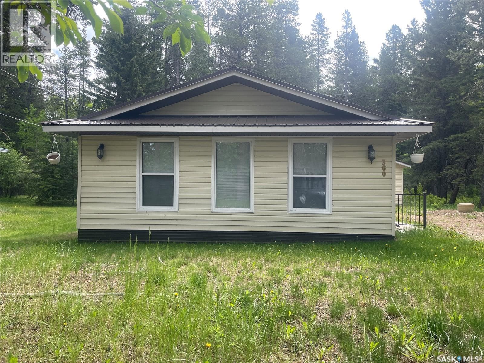 360 Ben Hope STREET — photo 2