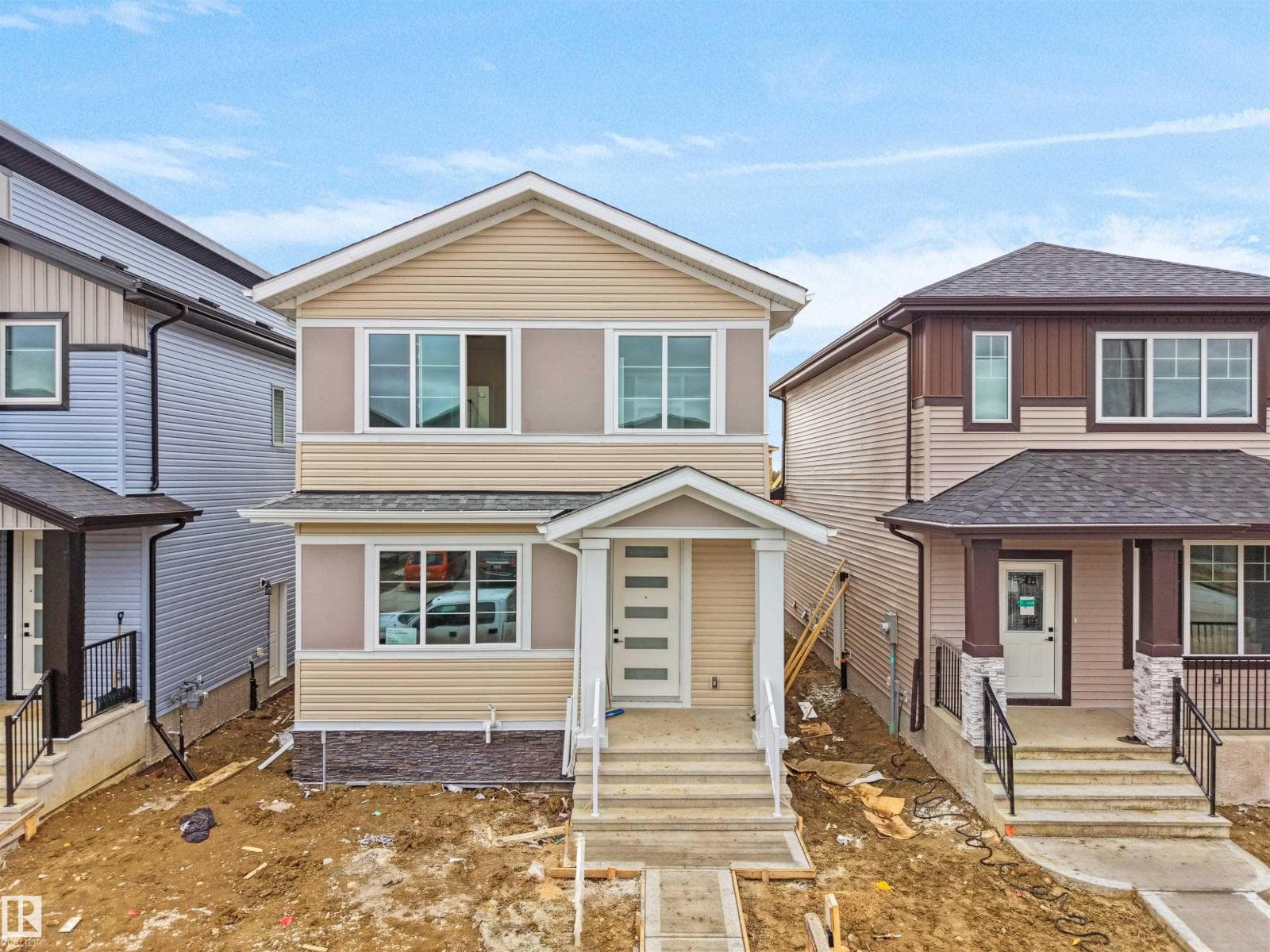 332 ROBERTS WD
