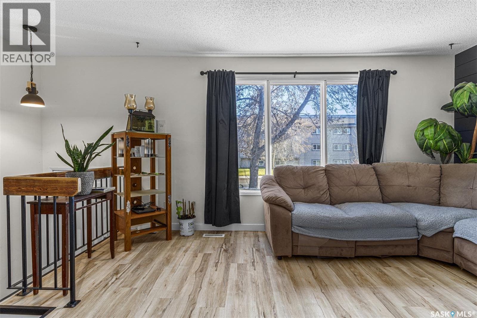 837 Kingsmere BOULEVARD — photo 4