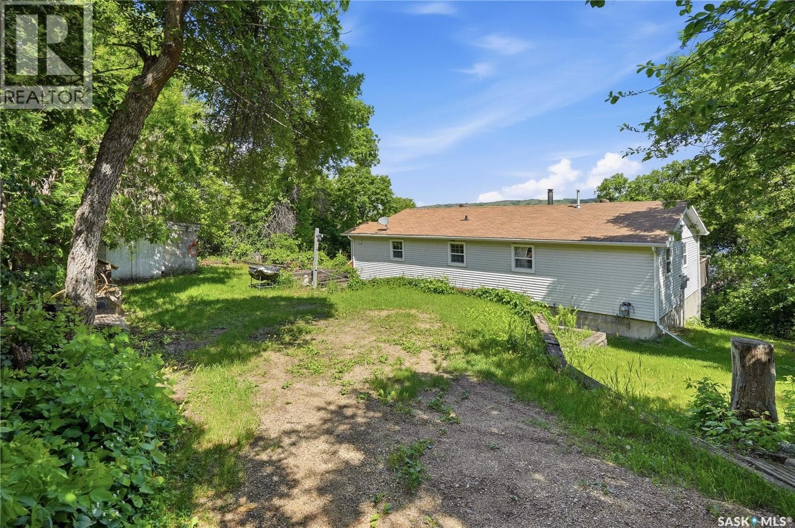 6 Kinsley ROAD — photo 3