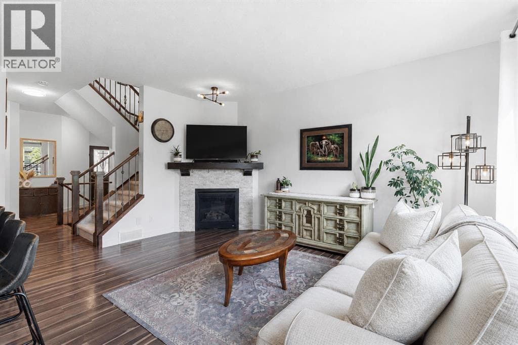 3 bed 3 bath single family at 1023 Kings Heights Road SE — $629,900 — photo 10