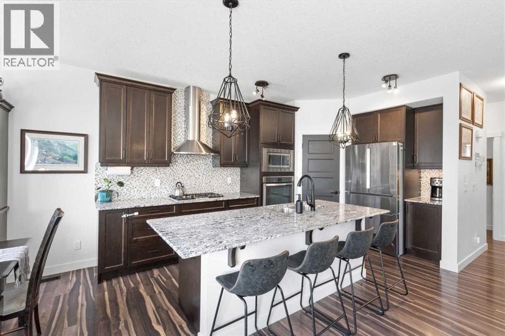 3 bed 3 bath single family at 1023 Kings Heights Road SE — $629,900 — photo 6