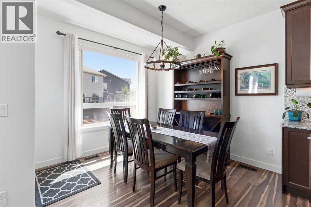 3 bed 3 bath single family at 1023 Kings Heights Road SE — $629,900 — photo 7