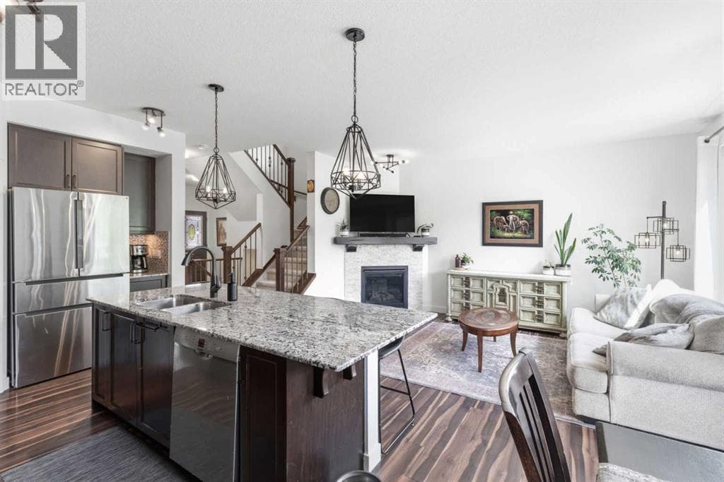 3 bed 3 bath single family at 1023 Kings Heights Road SE — $629,900 — photo 8
