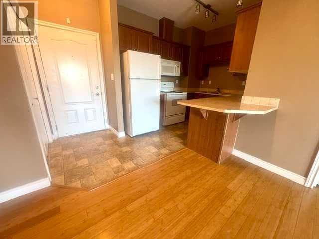 301, 9225 Lakeland Drive — photo 3