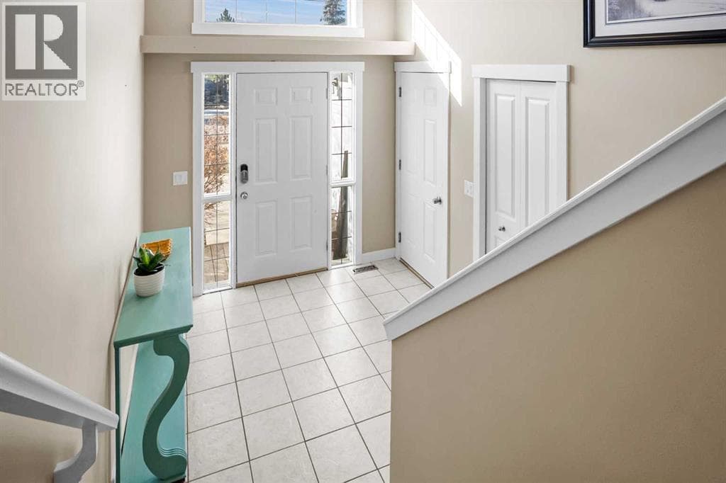 308 Carriage Lane Drive — photo 3