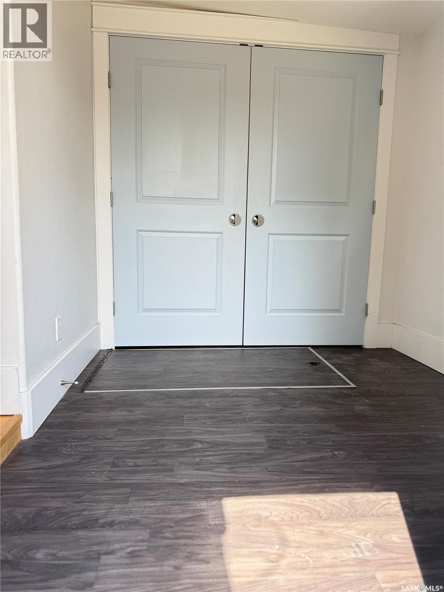 390 Alberta STREET — photo 2