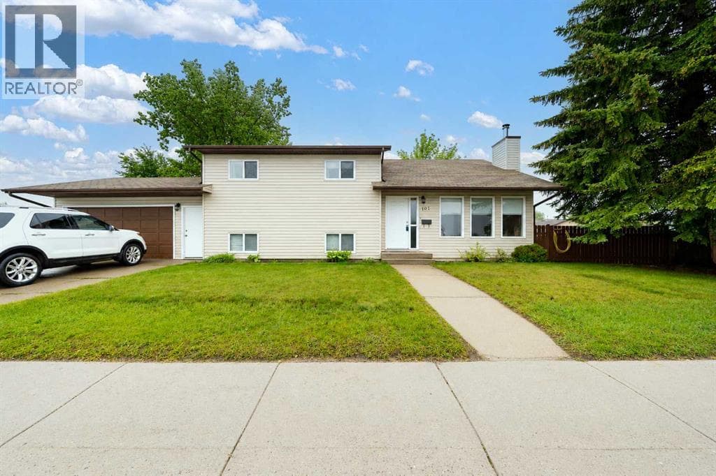 107 Sprague Way SE