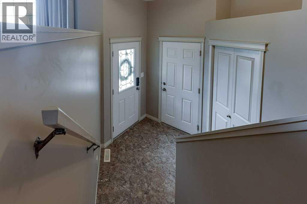 39 Isaacson Crescent — photo 3