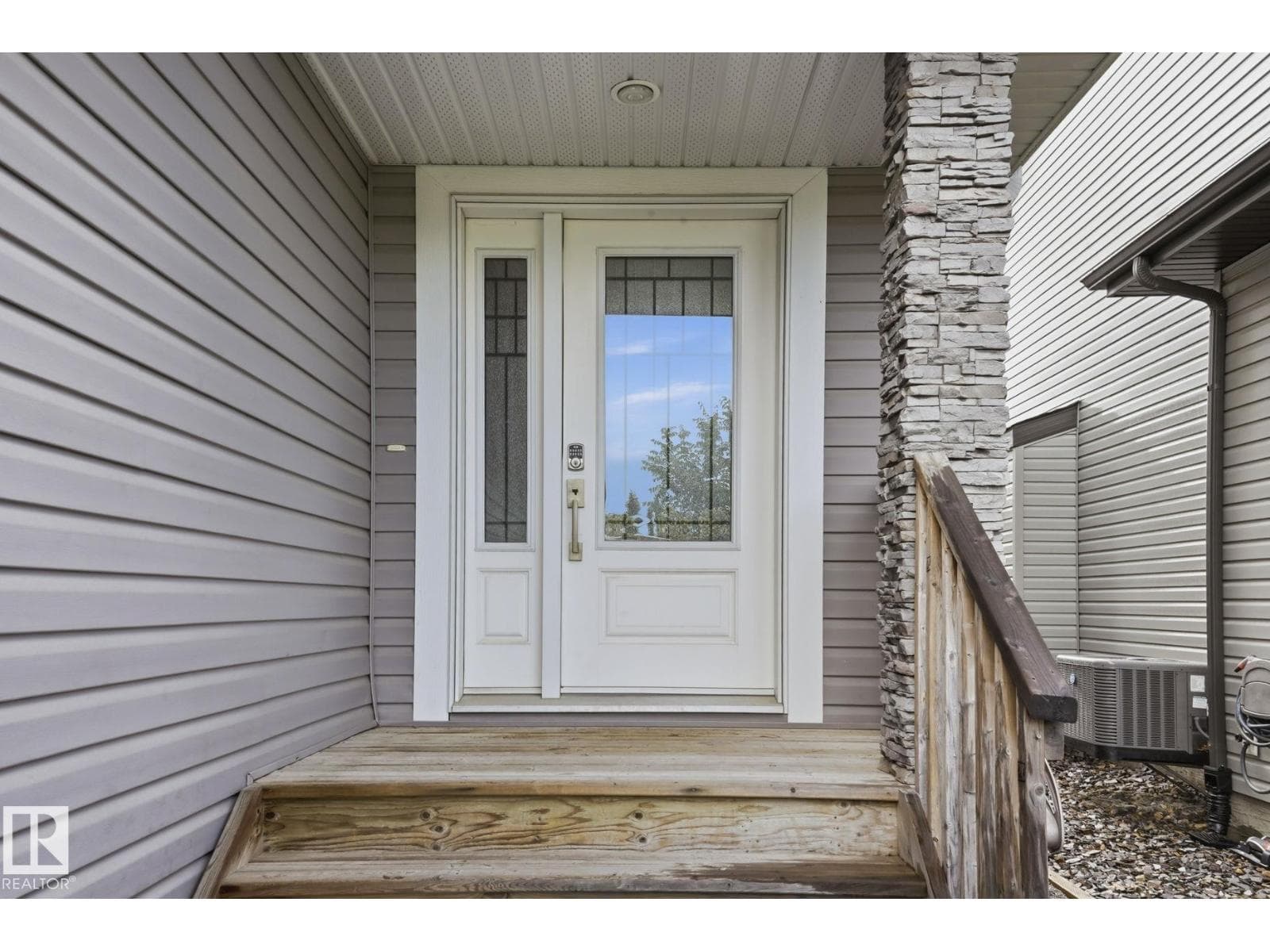 33 RIVIERE TC — photo 3