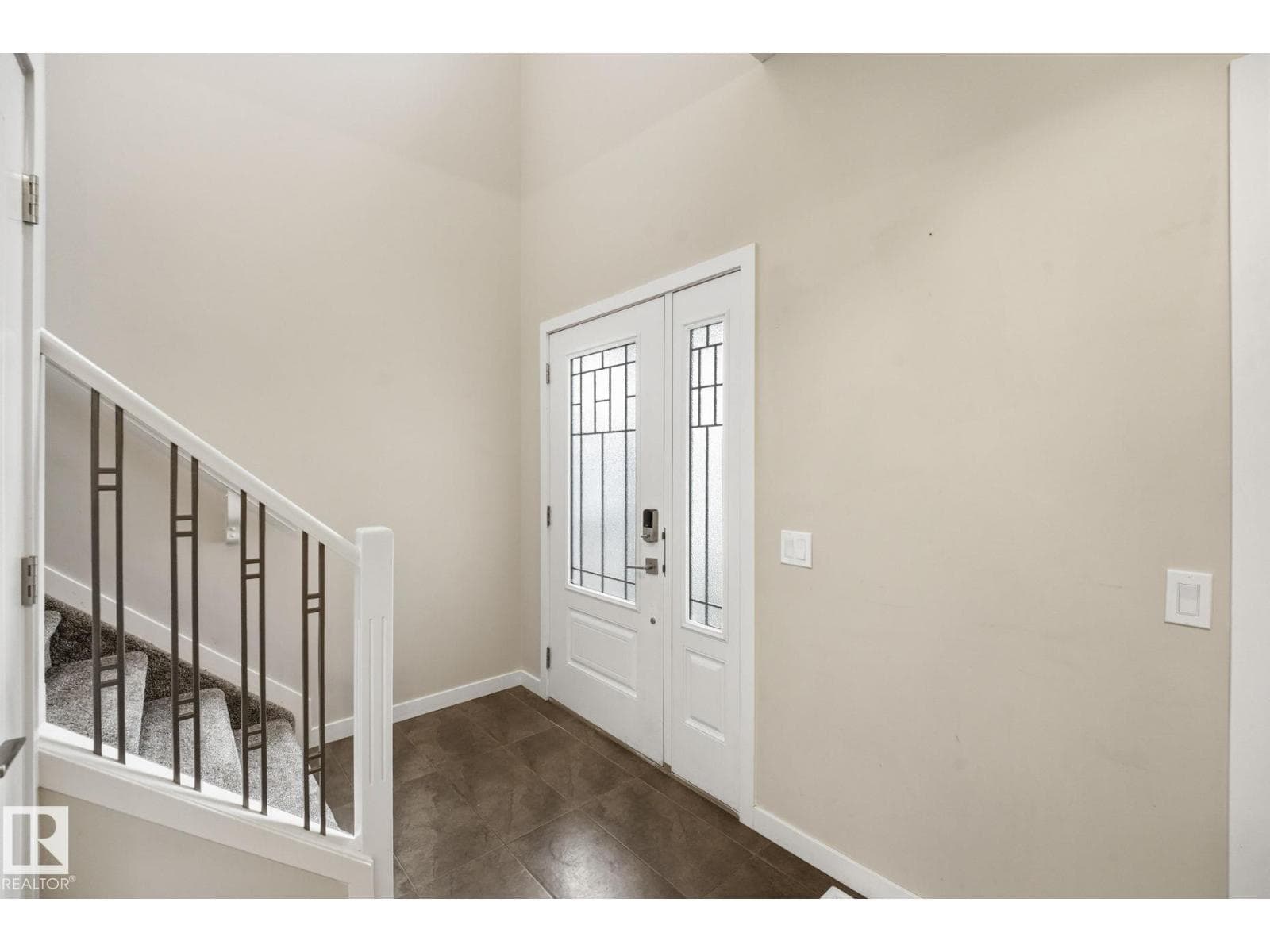 33 RIVIERE TC — photo 4