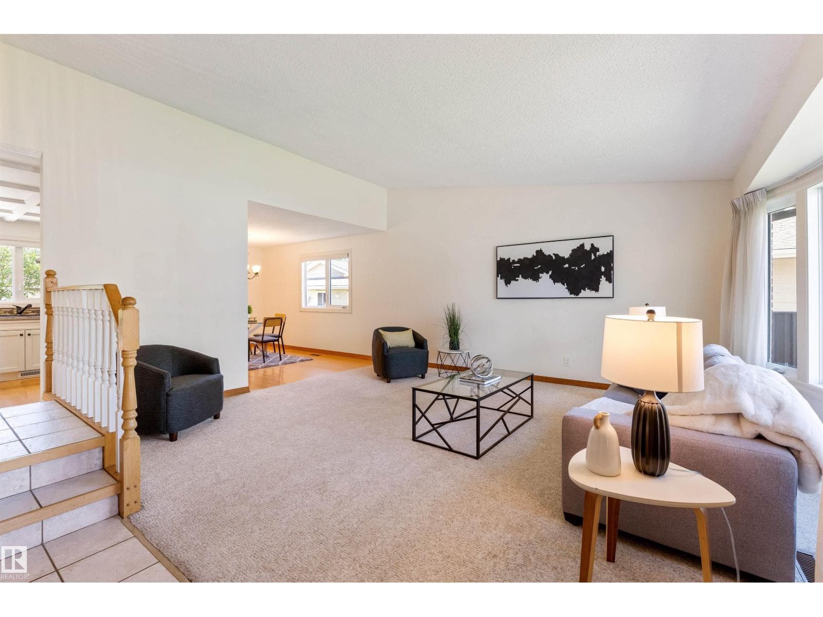 9231 169 AV NW — photo 5
