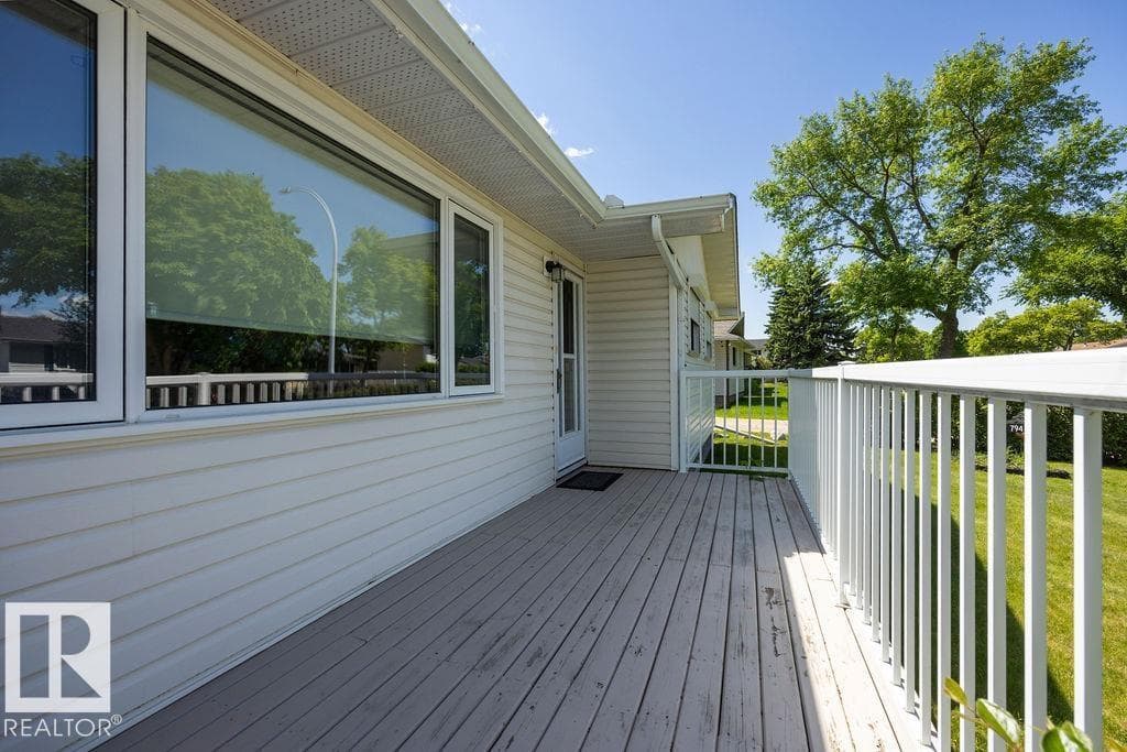 794 BIRCH AV — photo 4