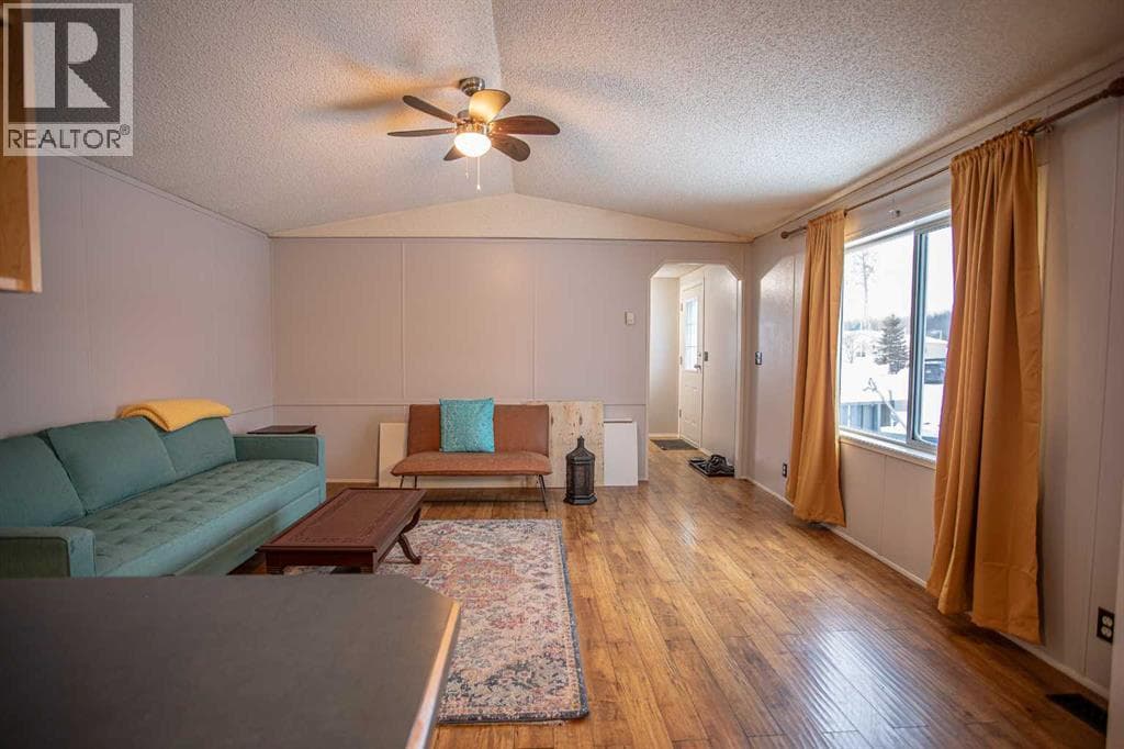 15 Dewberry Road — photo 3