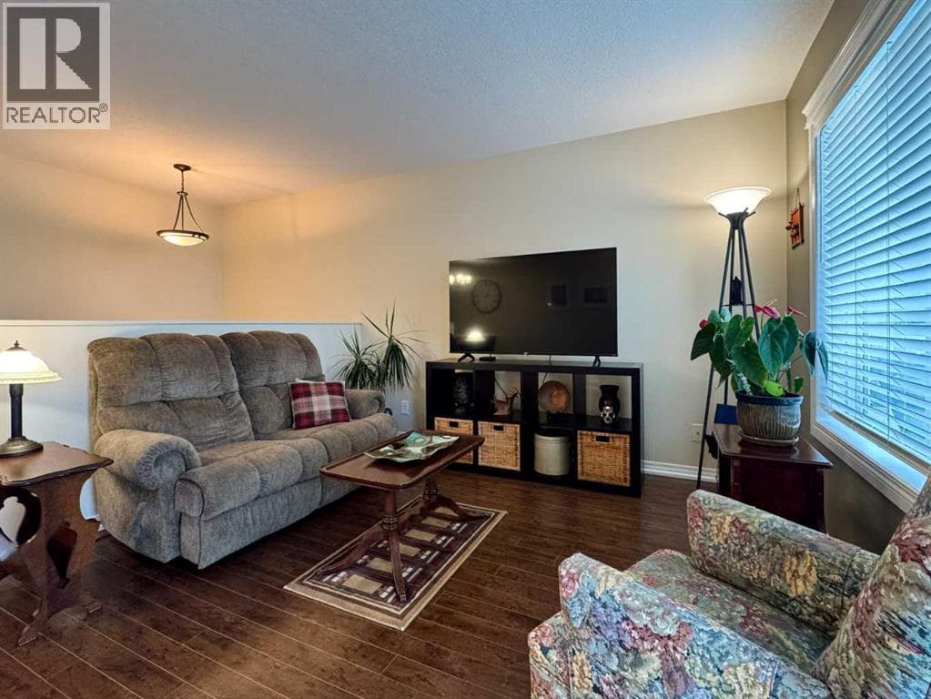 3, 20 Cougar Cove N — photo 5