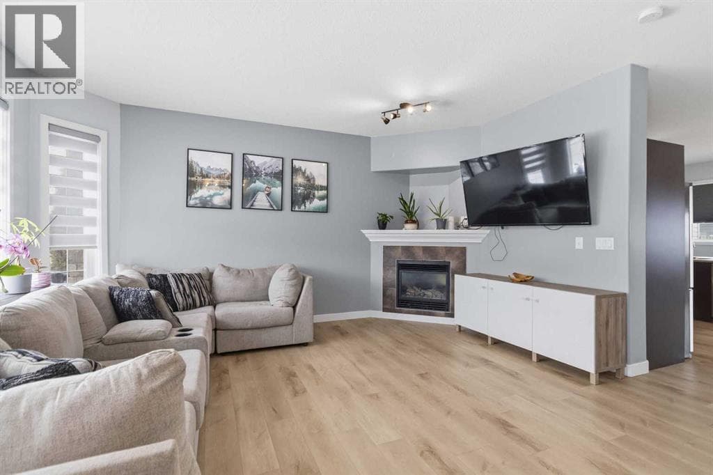 253 Grosbeak Way — photo 4