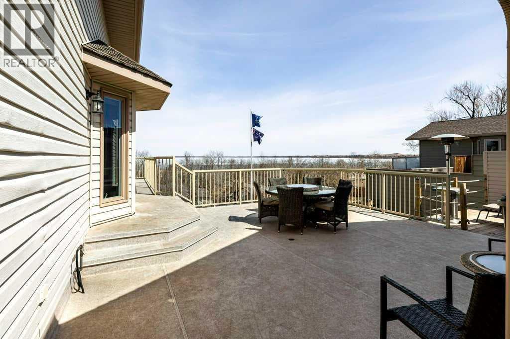 19 Lakeview Drive — photo 4