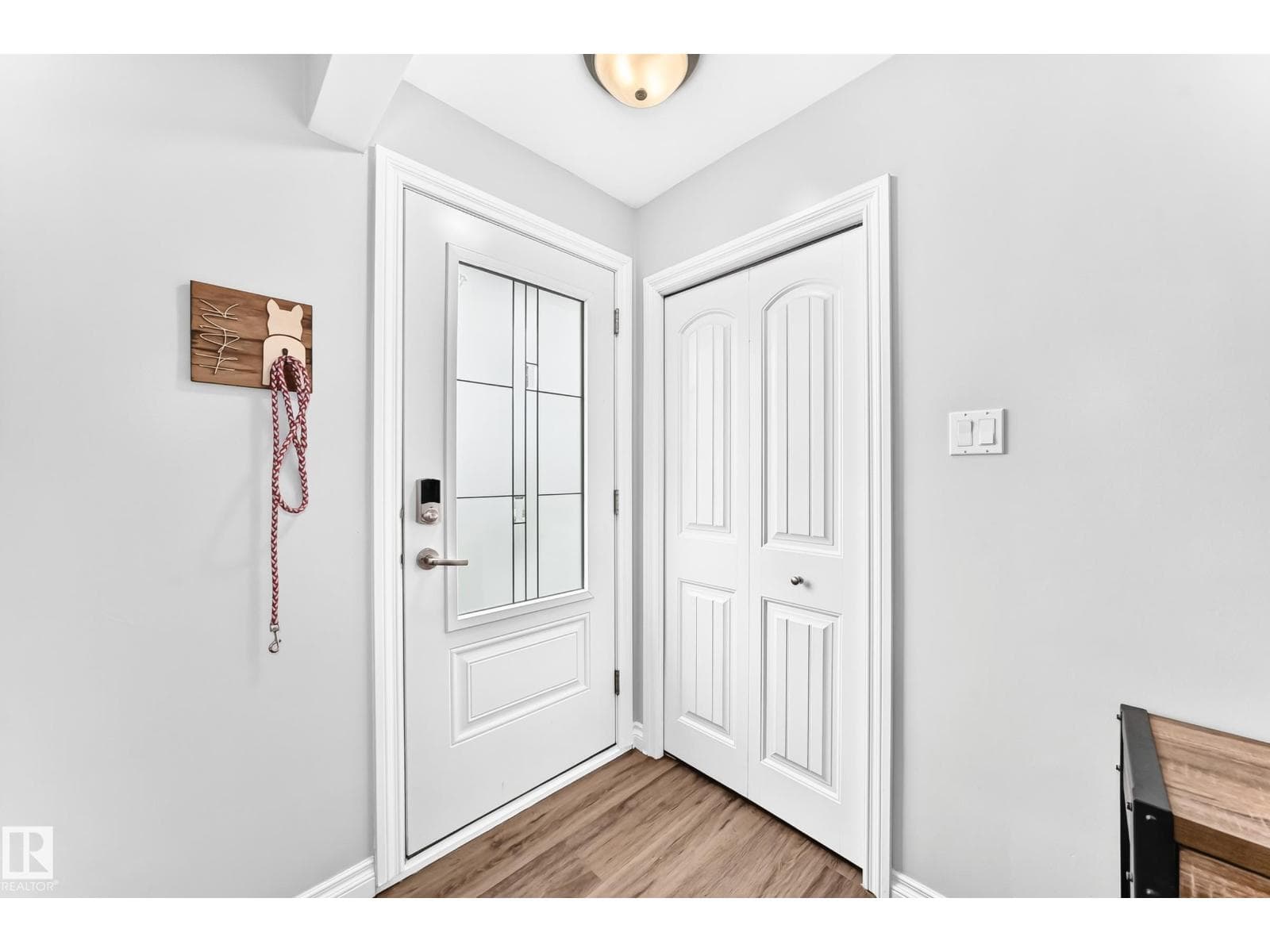 8751 155 ST NW — photo 5
