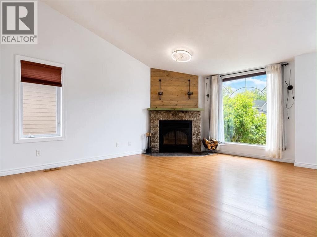 10913 Grande Avenue — photo 3