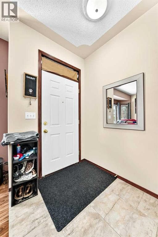 21 Amer Close — photo 3