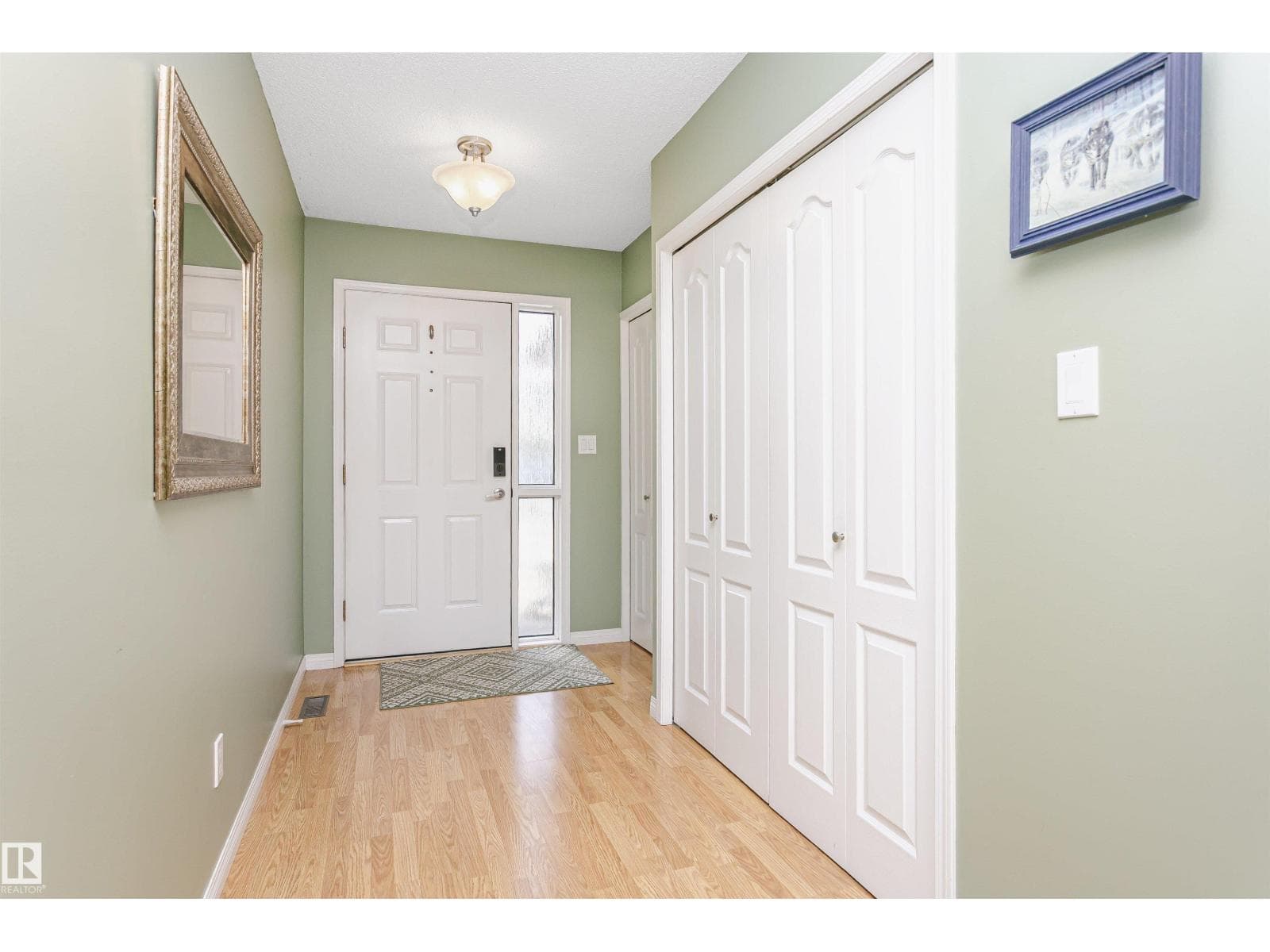 #26 1650 42 ST NW — photo 4