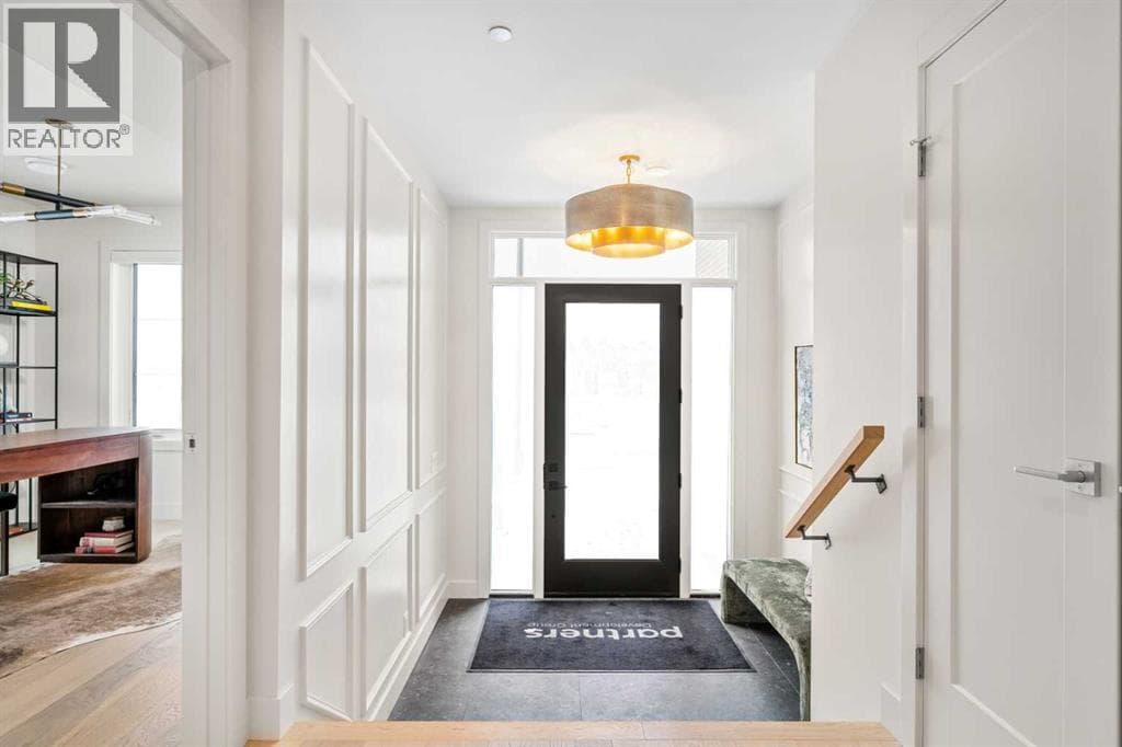 44 Greenwich Common NW — photo 3